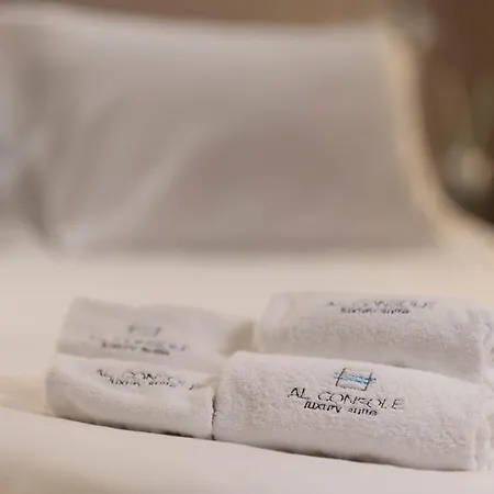 Al Console Depandance Con Jacuzzi Per Coppia Гостевой дом 3*