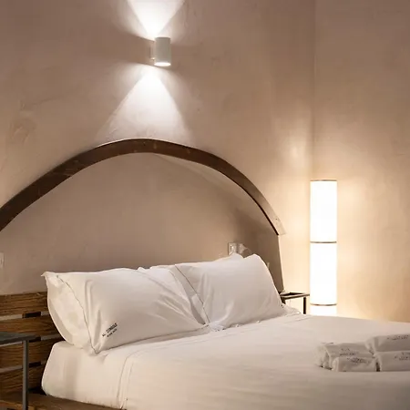 Al Console Depandance Con Jacuzzi Per Coppia Monopoli